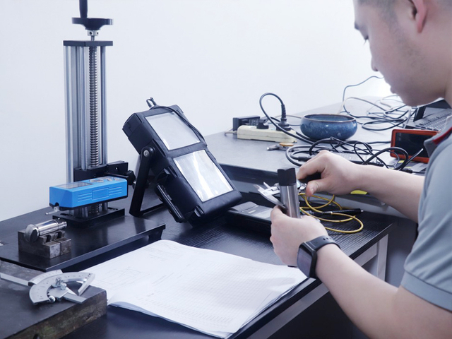 Ultrasonic Fault Detector